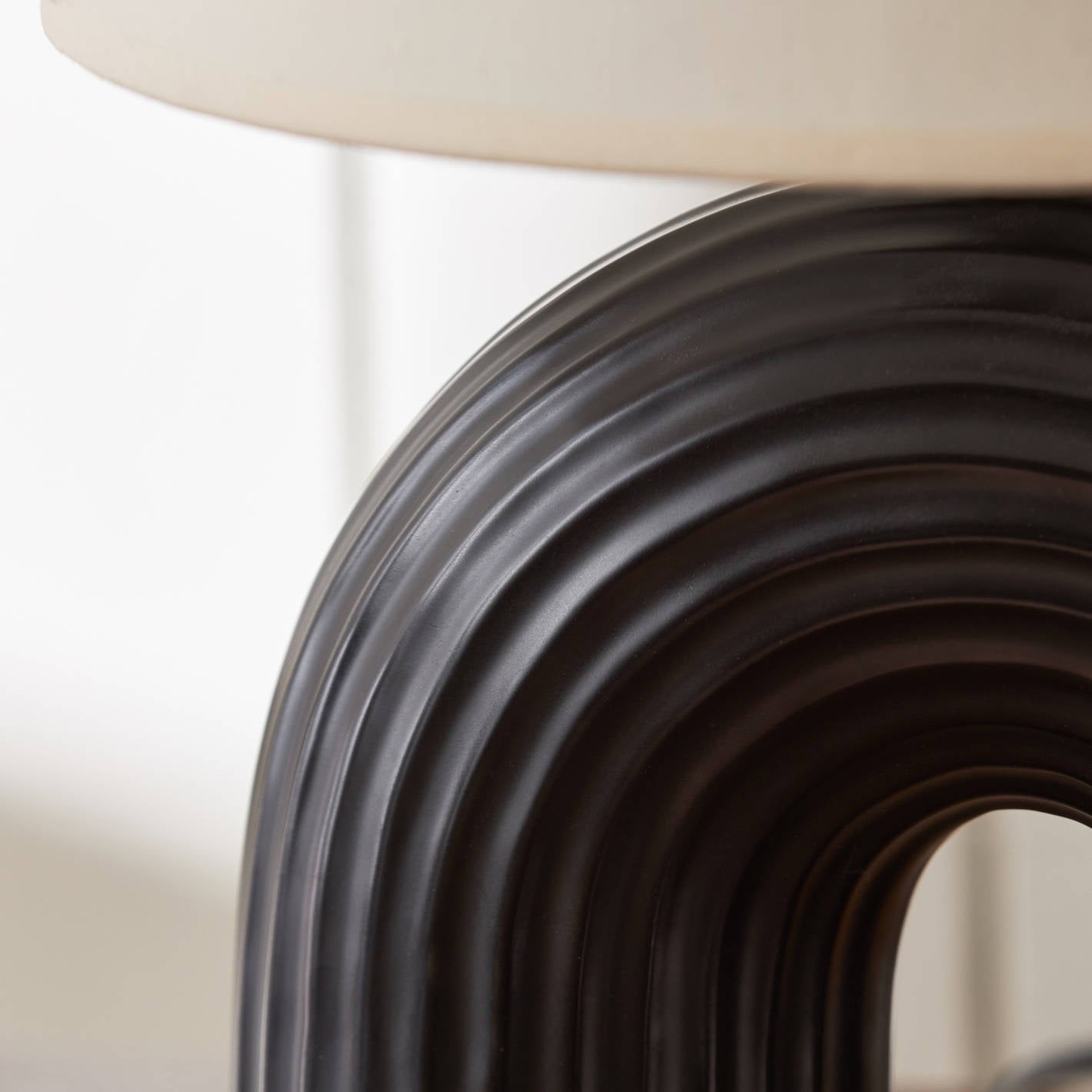 Moonsy Ceramic Table Lamp